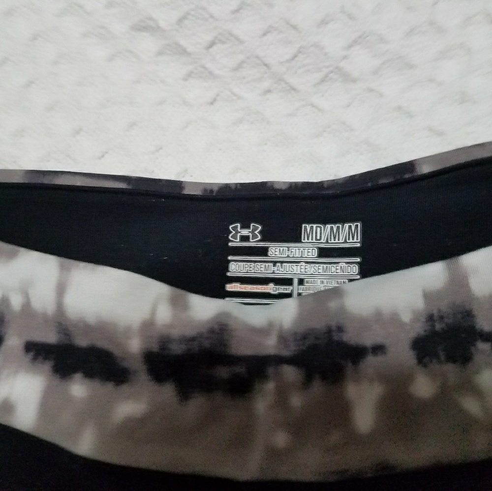 Under Armour - Picture 2 of 2